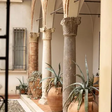 Casa Petrucci 2 Centro Storico, Accesso Ztl E Park Gratuito * Forlì