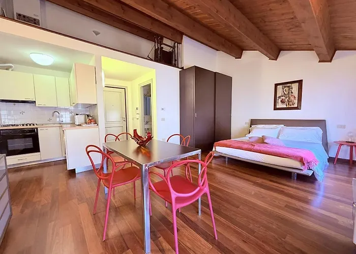 Apartamento Casa Petrucci 2 Centro Storico, Accesso Ztl E Park Gratuito Forlì