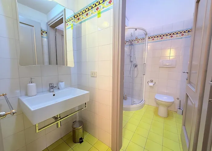 Apartamento Casa Petrucci 2 Centro Storico, Accesso Ztl E Park Gratuito Forlì