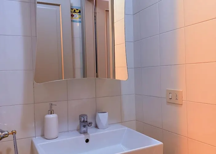 Casa Petrucci 2 Centro Storico, Accesso Ztl E Park Gratuito Φορλί