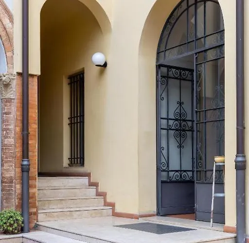 Casa Petrucci 2 Centro Storico, Accesso Ztl E Park Gratuito * Forlì