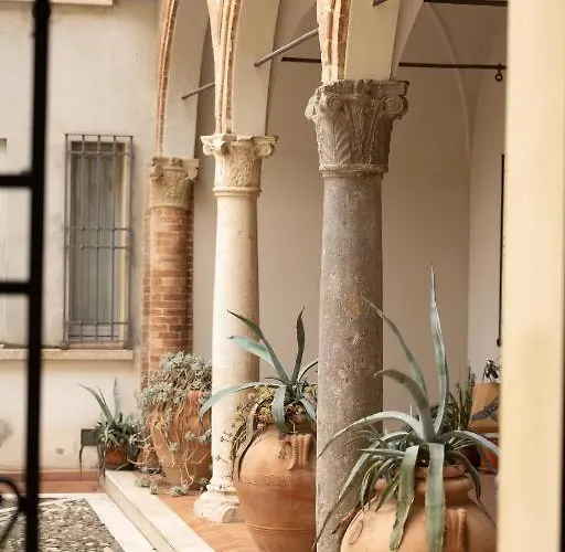 Casa Petrucci 2 Centro Storico, Accesso Ztl E Park Gratuito * Forlì